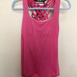 LULULEMON WORKOUT TOP SZ 8! BUTTERFLIES!!